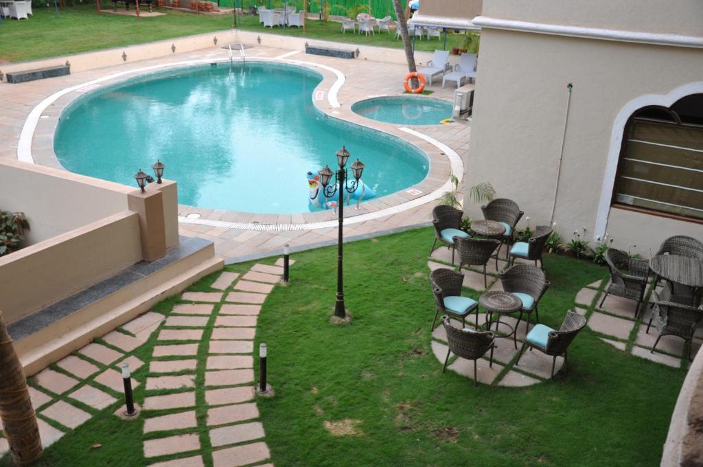 Sukhmantra resort y Spa Candolim Exterior foto