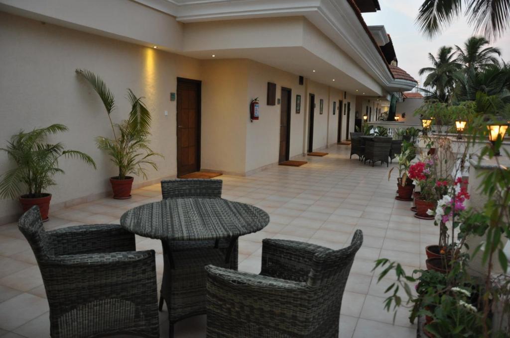 Sukhmantra resort y Spa Candolim Exterior foto